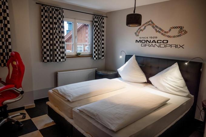 Motorworld Inn Warthausen Exterior foto