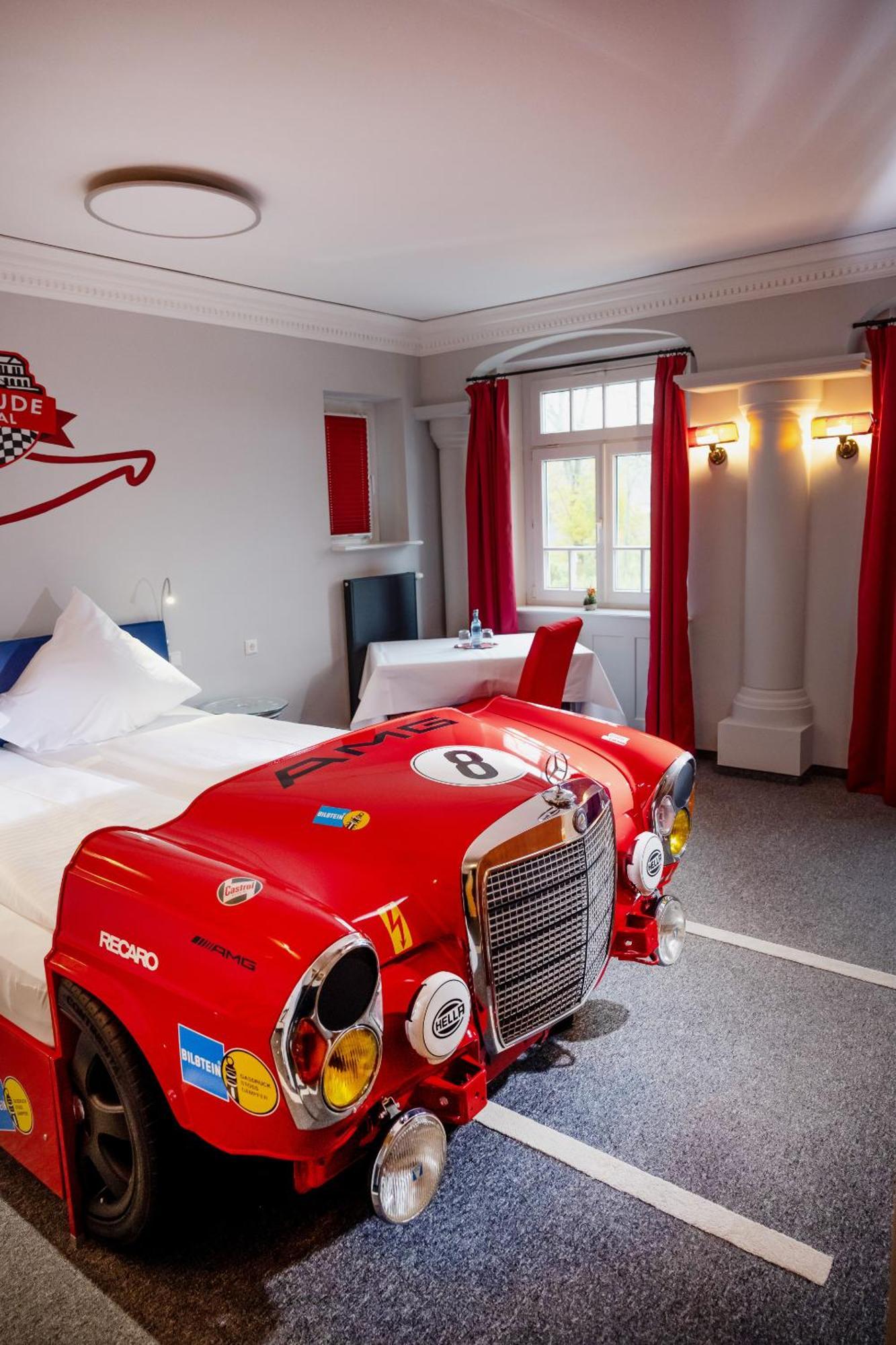 Motorworld Inn Warthausen Exterior foto